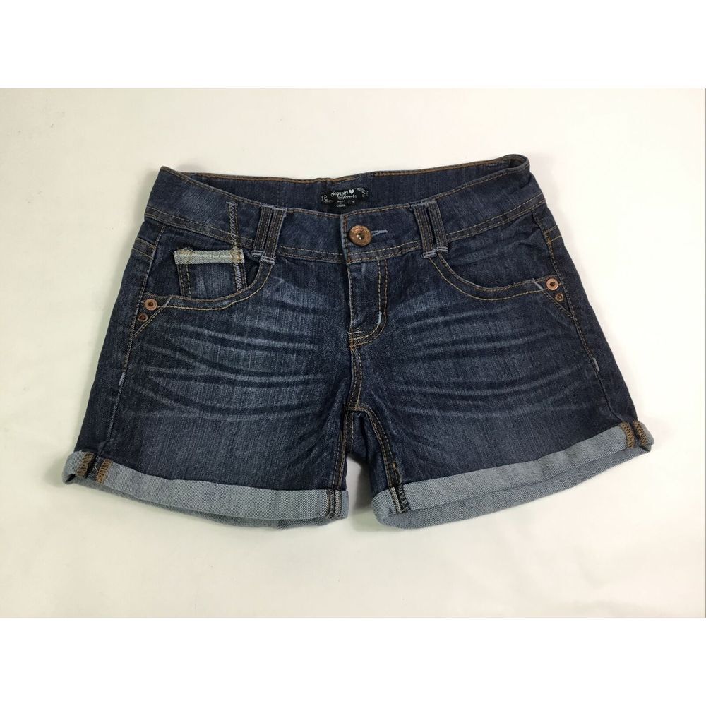 Sequin Hearts Booty Shorts Womens Size 5 Stretch Denim cuffed Distressed Wiskers